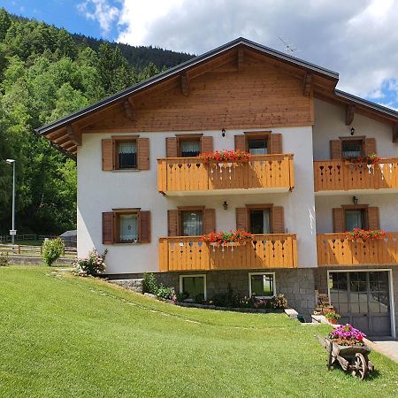 Appartamento Divina Valdisotto Kültér fotó